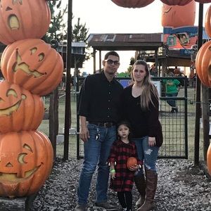 Meet your Posher, Bethanye